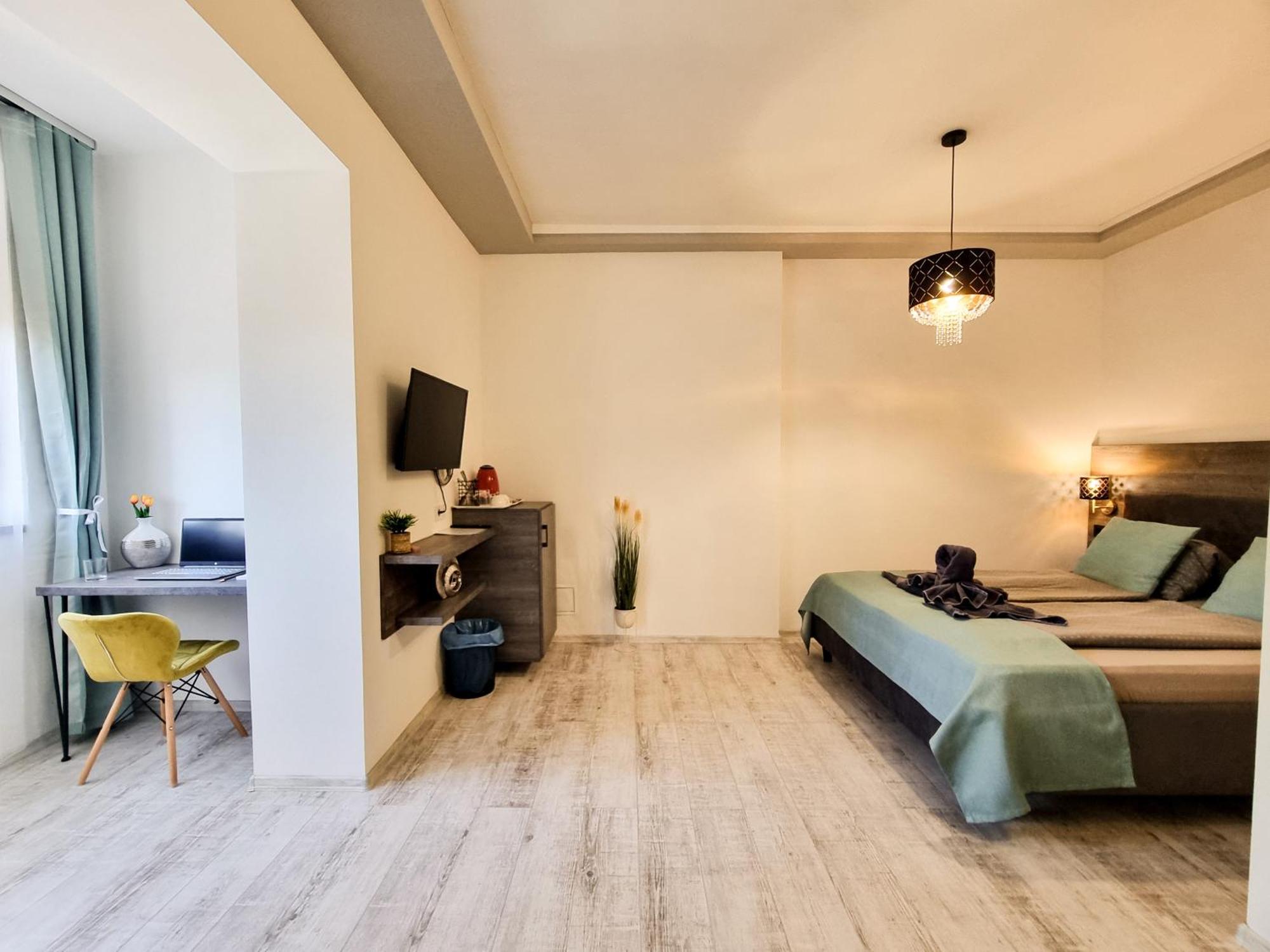 Dunacentroom Dunaujvaros Bagian luar foto